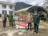 Trao nhu yếu phẩm tại Khu cách ly tập trung số 3 huyện Tam Đường